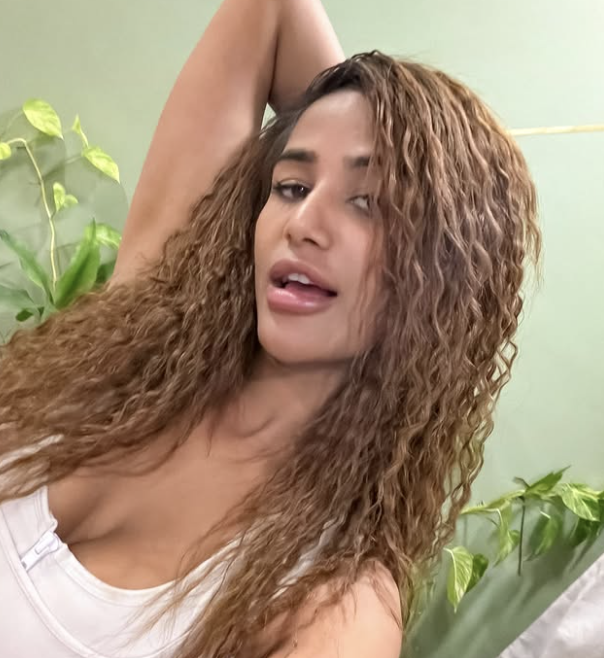 Poonam Pandey (@poonampandeyvipclub)-indian-onlyfans-models